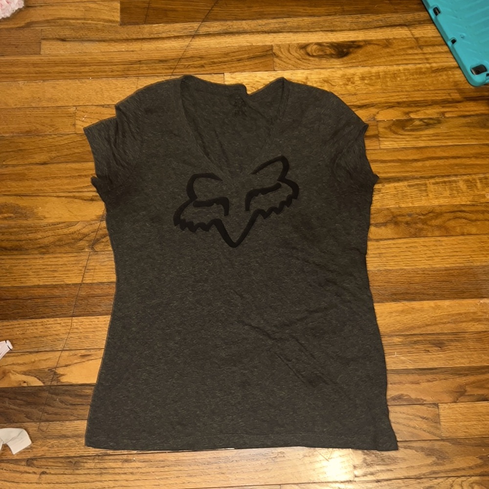 Fox racing vneck